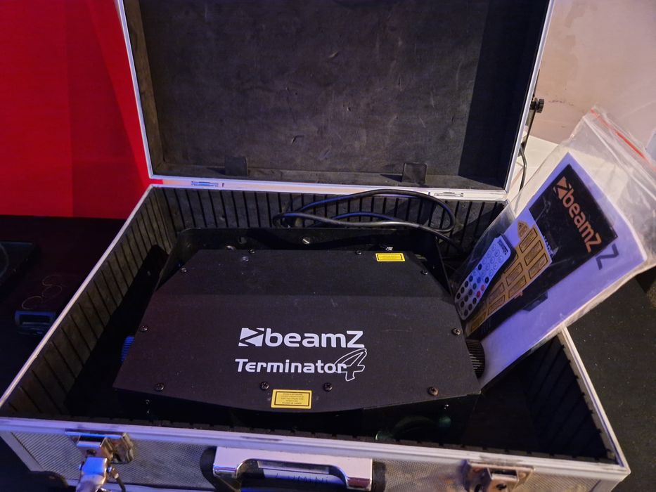 Lumini  , Beamz terminator 4. Ca noi