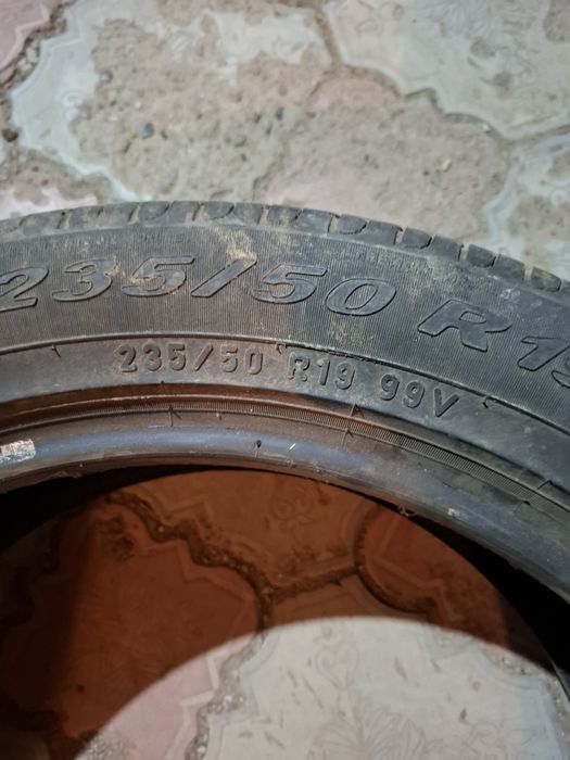 Шина на 235/19/50