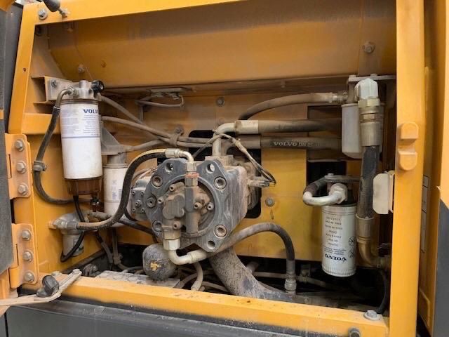 Excavator  Volvo