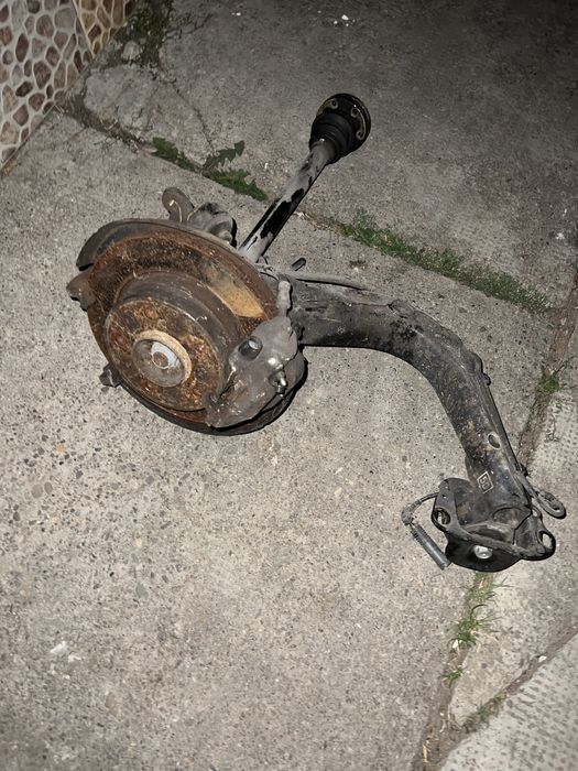 Brat stanga cu etrier spate bmw e46 320i