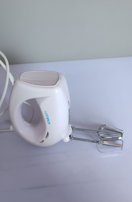 Продам миксер 3000 тенге