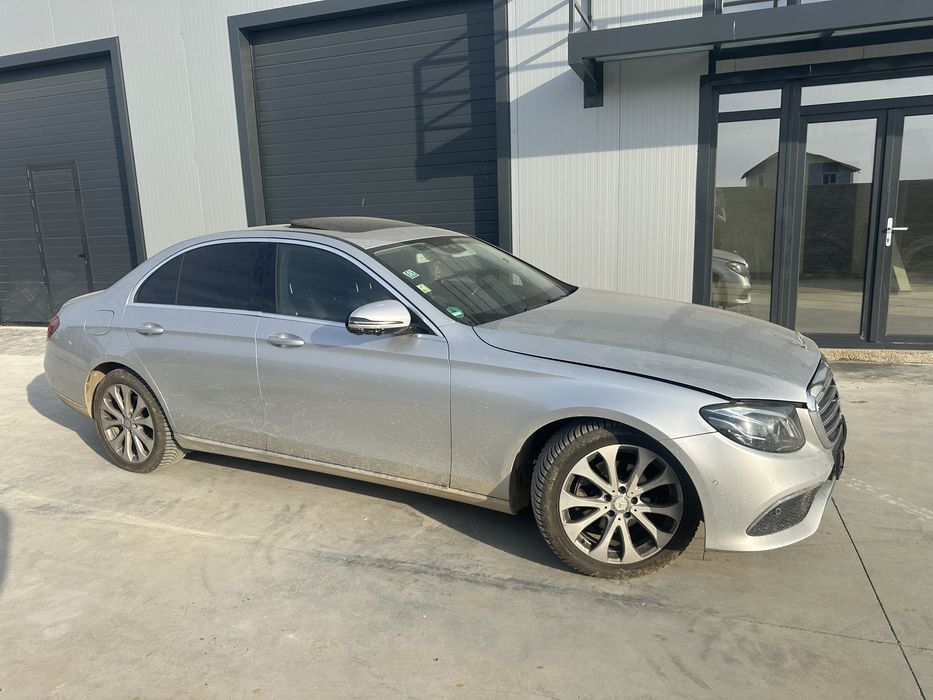 Caseta de directie Mercedes w213 E class - europa in stare perfecta - tractiune spate