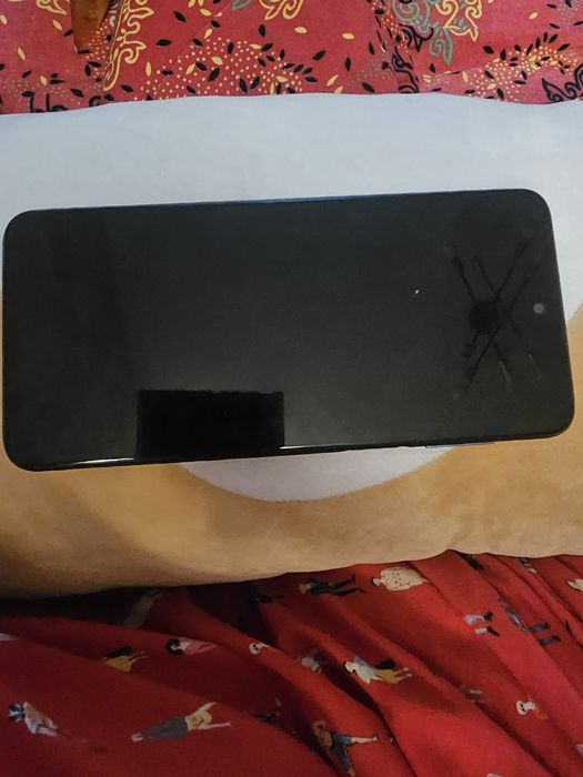 Продаётся телефон