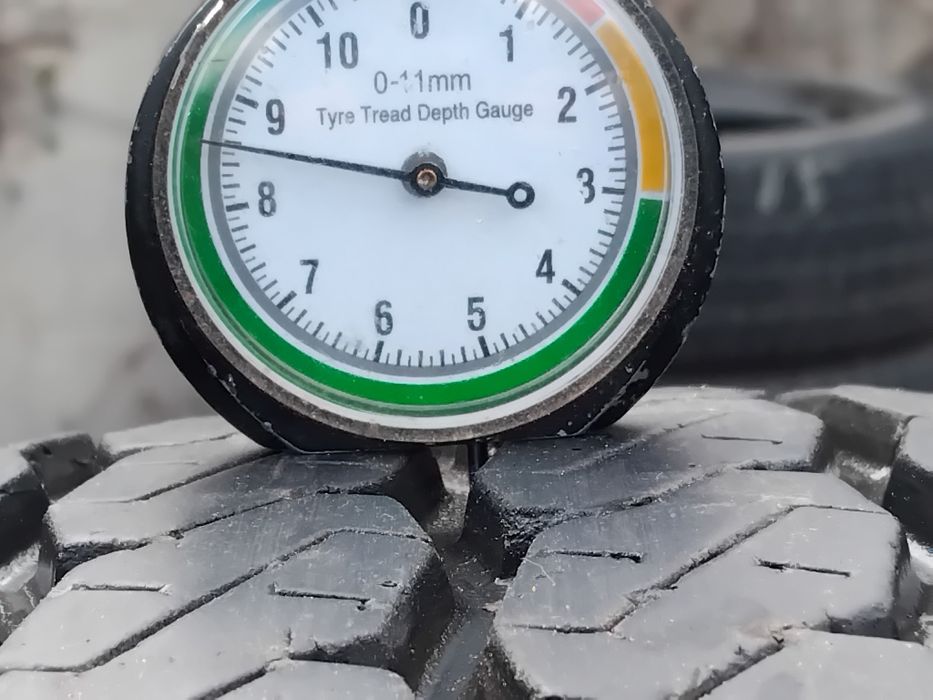 Гуми 205 65 15 C Ц Ласа Lassa. Налични са 4 броя - нов внос. Не са нови! Посочената цена е за един брой гума. Без коментар на цената.