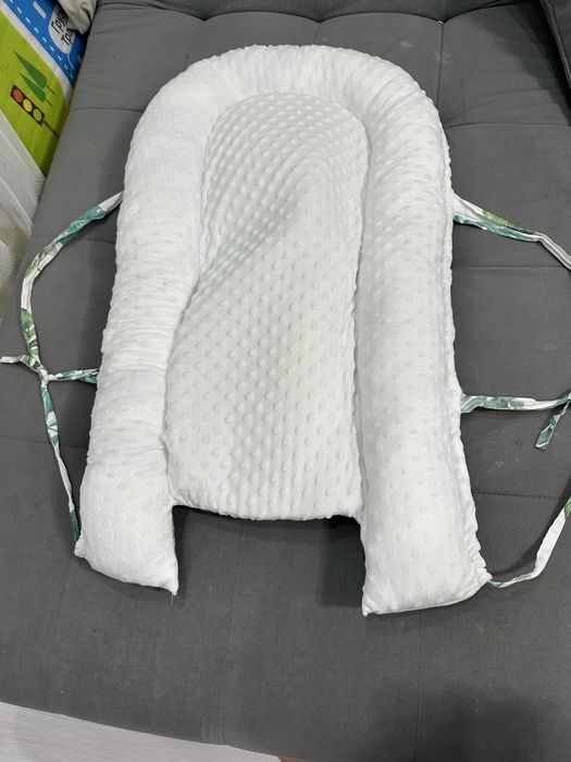 Кокон для новорожденных