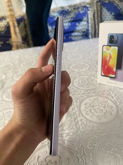 Редми 12 С сотилади