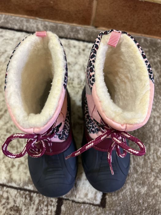 Vand cizme iarna,marimea 25