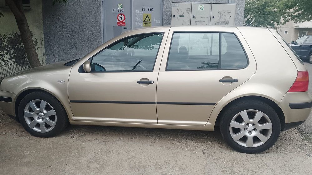 De Vânzare  GOLF 4