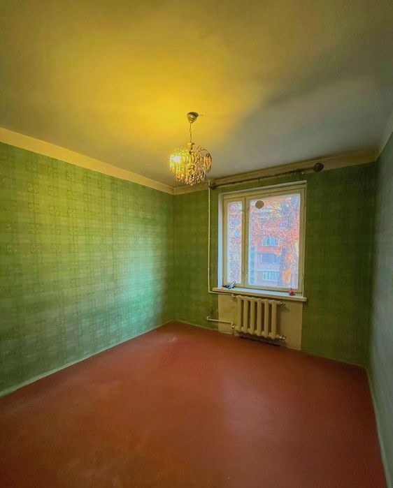 4 х комнатная. Балкон 2х6. Кирпичный дом