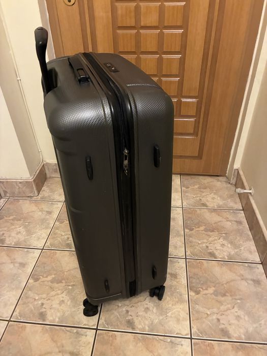 60 lei troller mărime mare 50 X 30 X 70