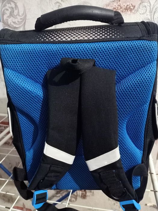 Рюкзак школьный , черный.