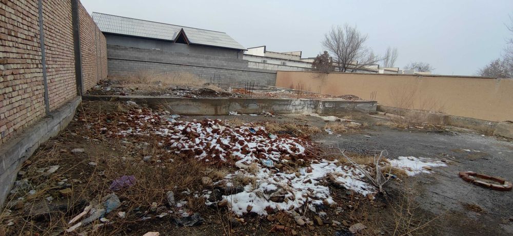 Kottejliy gorodokda 4 sotix yer sotiladi