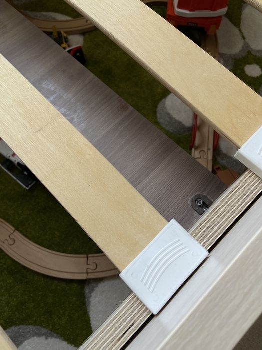 Продам односпальную кровать