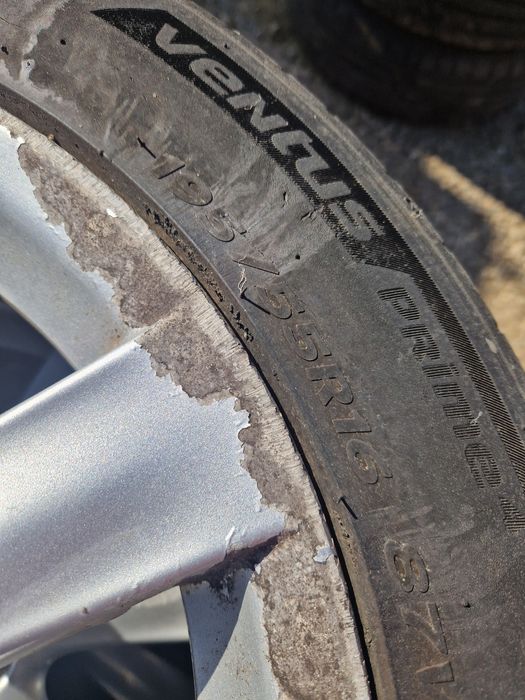 Roti Honda Insight R16 2010