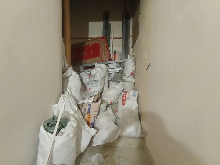 Вывоз мусора снега хлам мебель