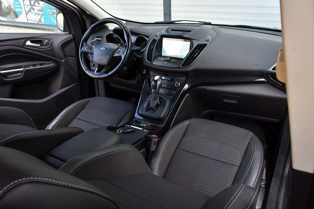 Vand Ford Kuga  4X4