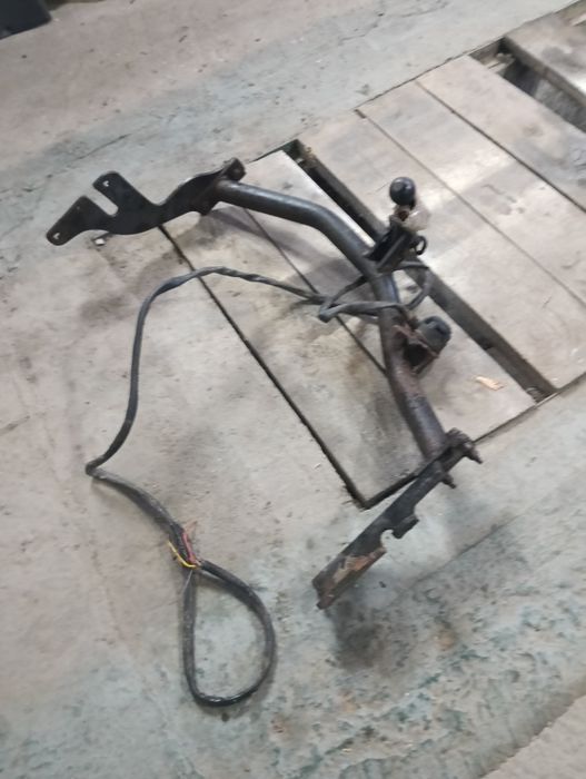 Cirlig Ford  transit conect