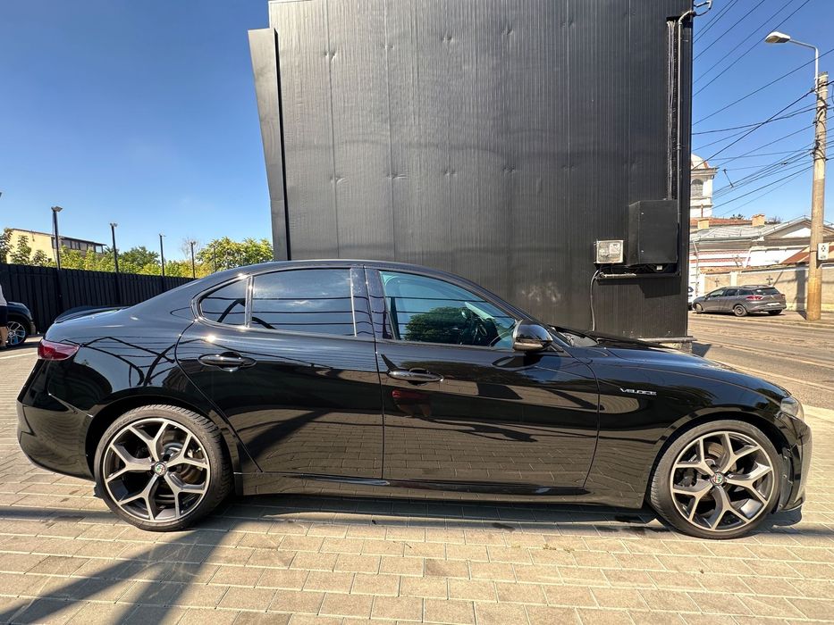 Alfa Romeo Giulia Q4 Veloce