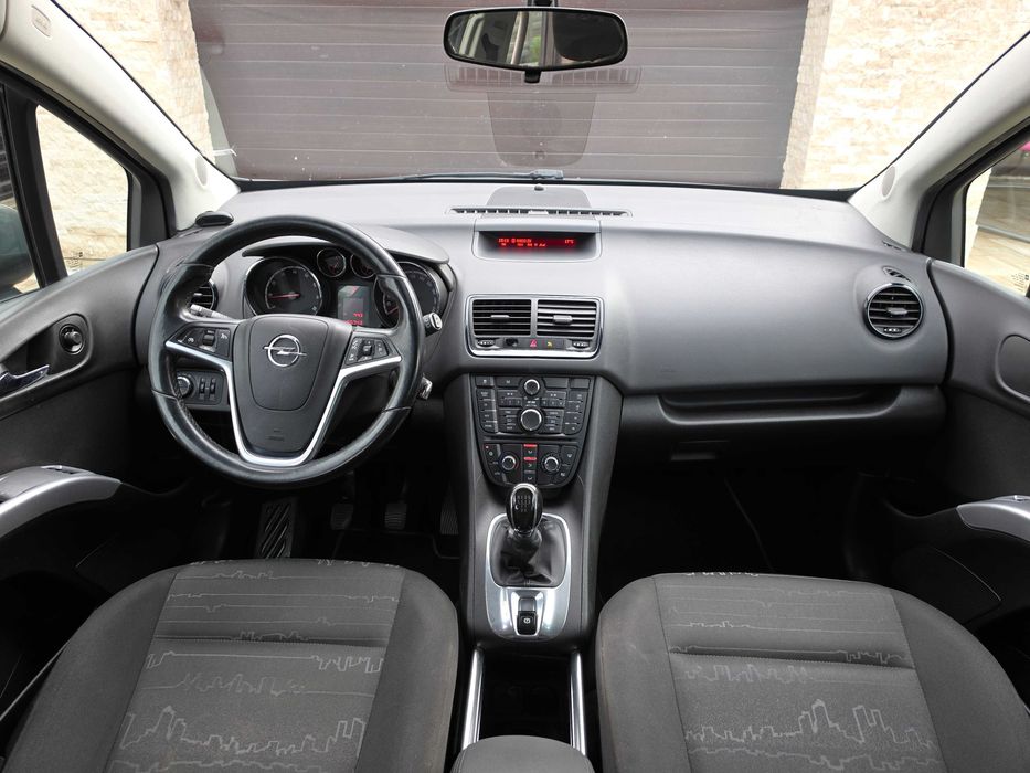 Opel Meriva B, an 2011 luna 6, 1.4 MPI, benzina, 120 CP, EURO 5, 185000 KM REALI RATE CREDIT BUY BACK