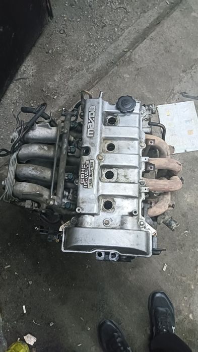 Mazda Cronos 2 .0