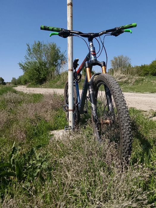 Продам срочно велосипед AVA STORM