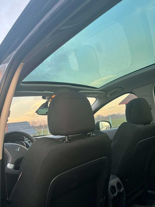 Peugeot 3008 anul 2009
