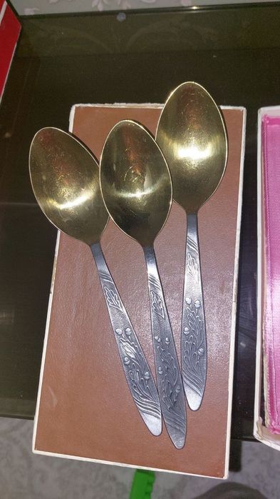 КОВЁР щерстянной старинный 1965 года .БУ