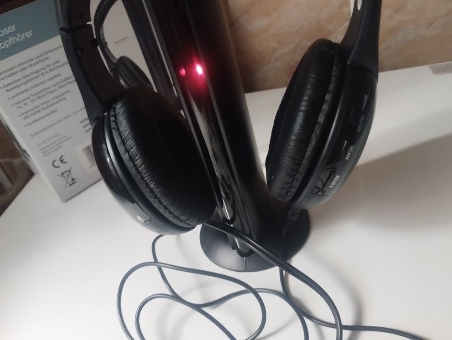 Căști wireless stare buna