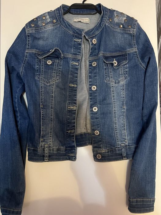 Дамско дънкено яке