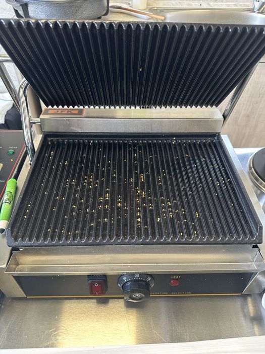 Професионален тостер