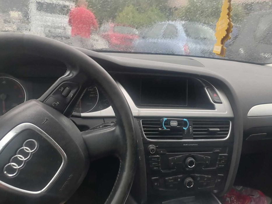 Dezmembrari / Dezmembrez / Piese Audi A4 B8 (2007–2015)