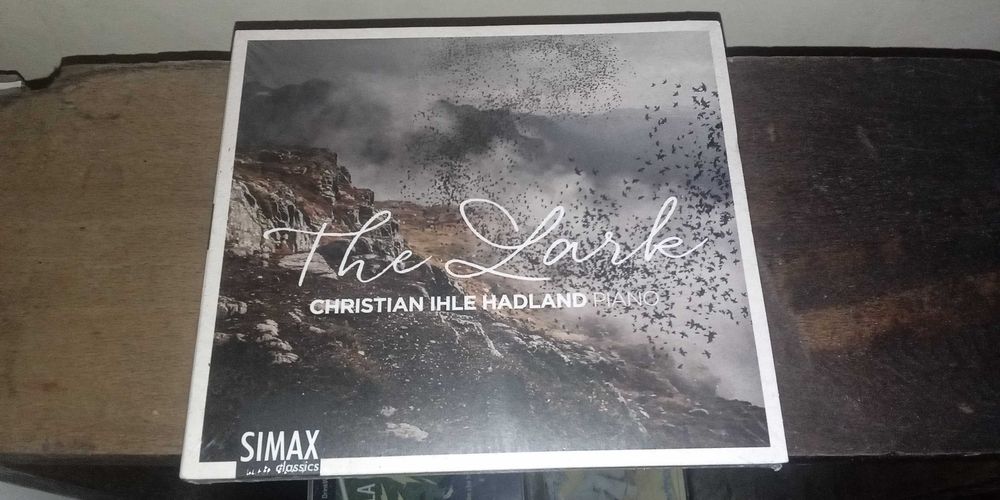 Продавам 3 оригинални чисто нови запечатани диска с класическа музика