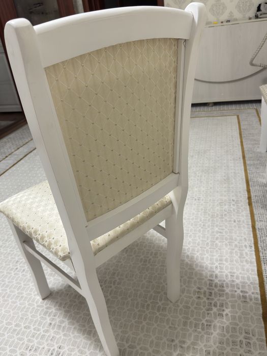 Продам стулья для гостей