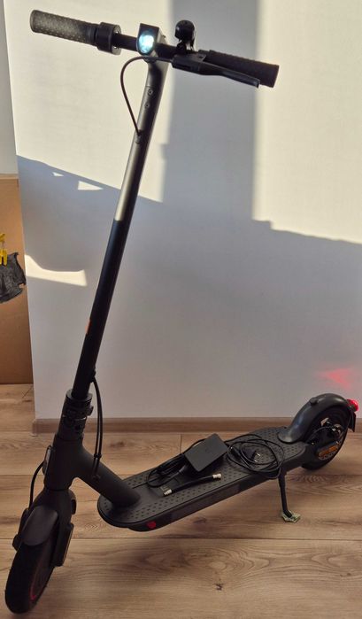 Trotineta Electrica Xiaomi PRO 2 Impecabilă 45 km autonomie ca NOU