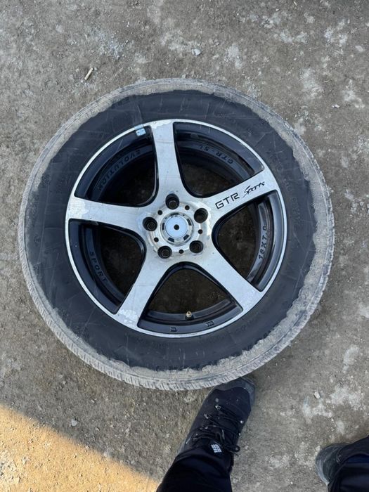 Продам диски R16 с резиной.