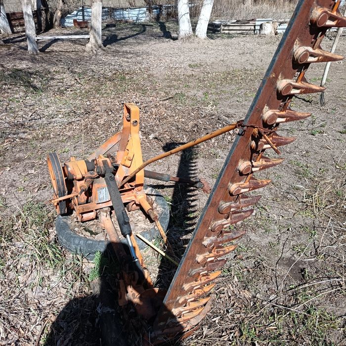 Сенокосилка однобрузка