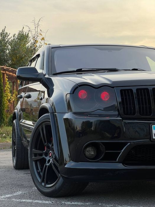Jeep grand cherokee srt8