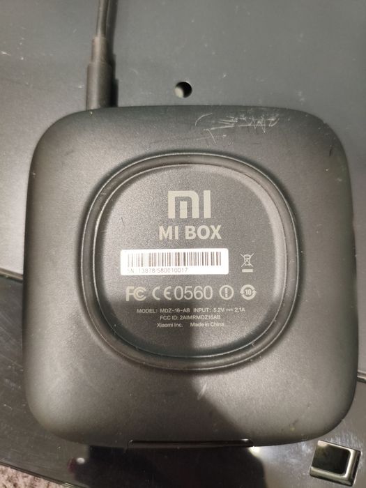 Продам приставку Xiaomi Mi BOX