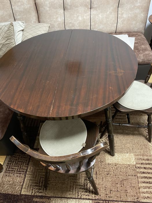 Трапезна разтегателна маса от масив комплект с 4 -ри стола