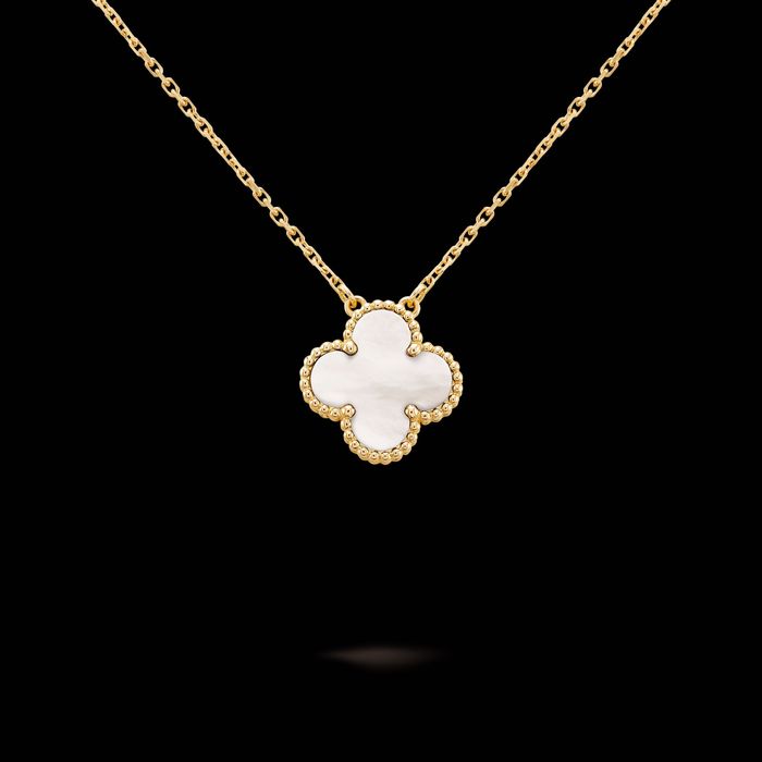 NEW Подвеска Van Cleef and Arpels Vintage Alhambra VCARA45900