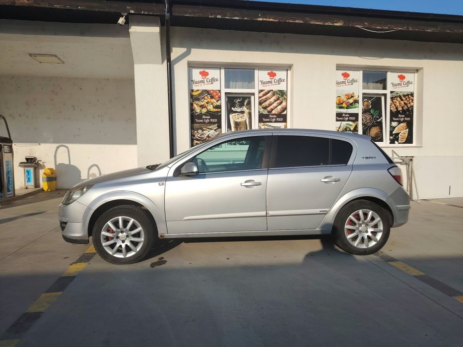 Vând Opel Astra h
