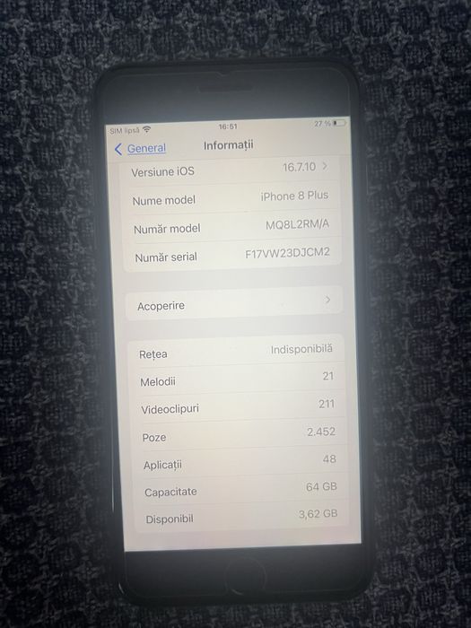 Vand iphone 8 plus liber de retea