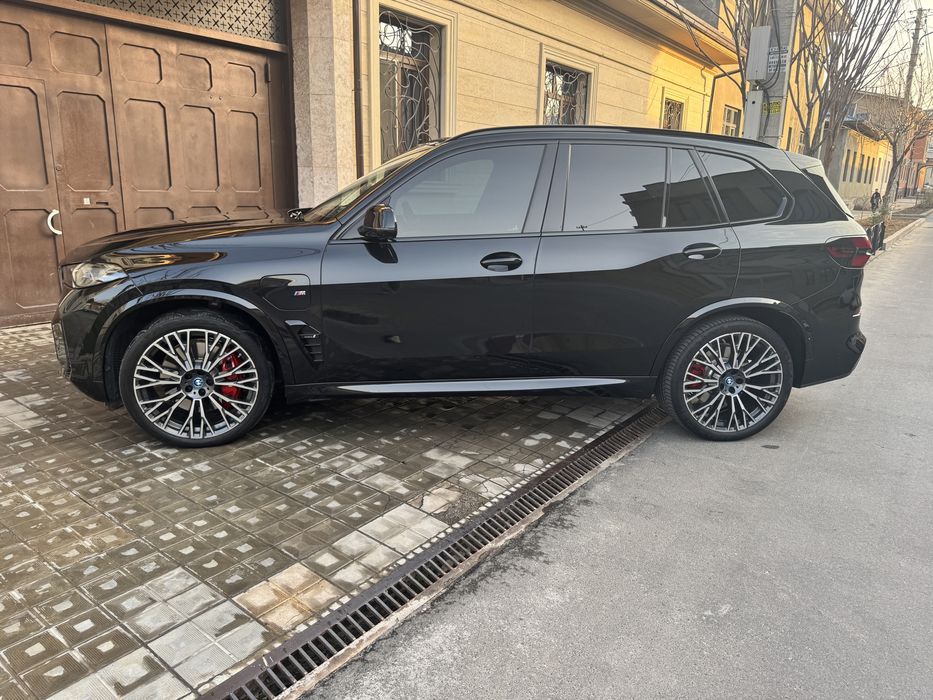 Продам x5 50e в отличном состоянии