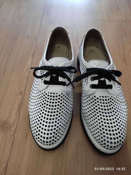 Дамски обувки естествена кожа