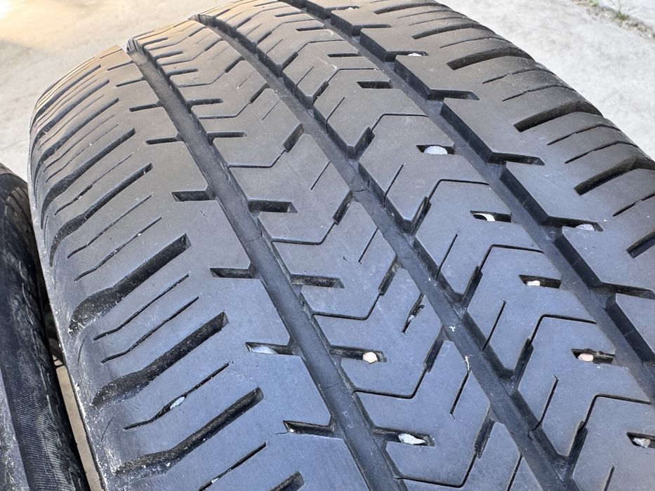215/65/R16C Micnelin Agilis51 2бр летни бус dot2219