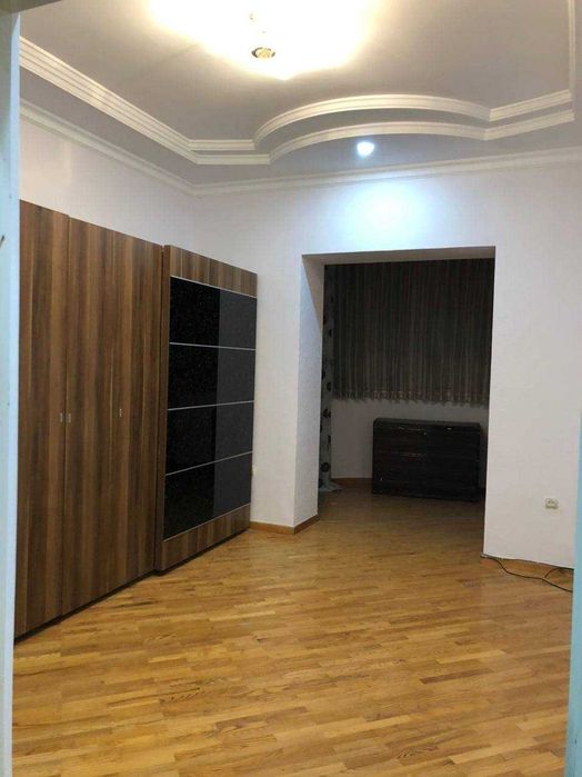 Metro Oybek 4 room 3 bedroom Fidokor street near Mirabad avenue