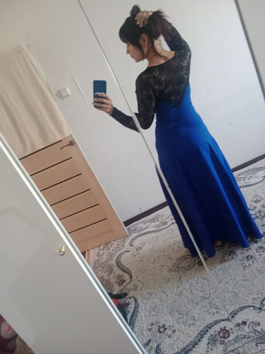 Платья  вечерние