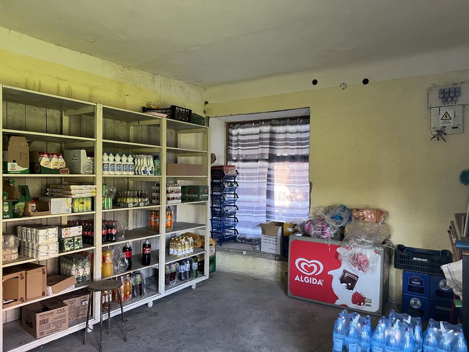 Vand imobil în loc. Fânațe