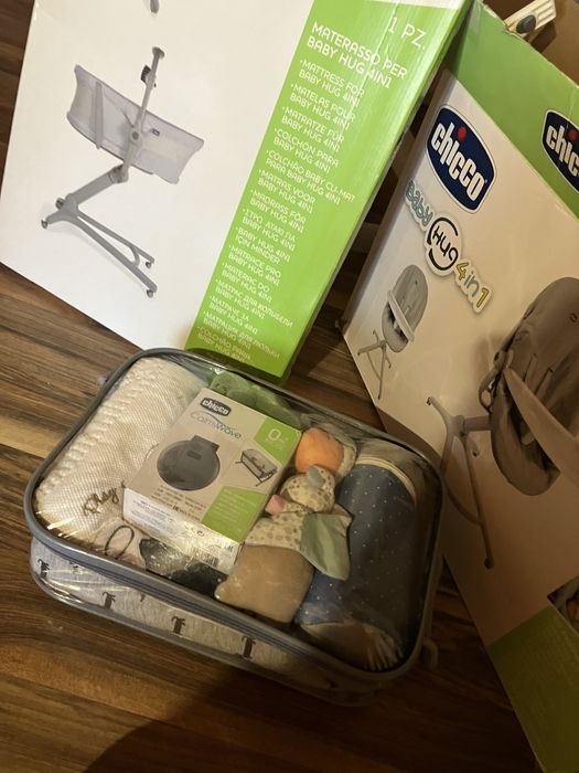 Chicco baby hug 4 in 1 Комплект с аксесоари и подаръчета