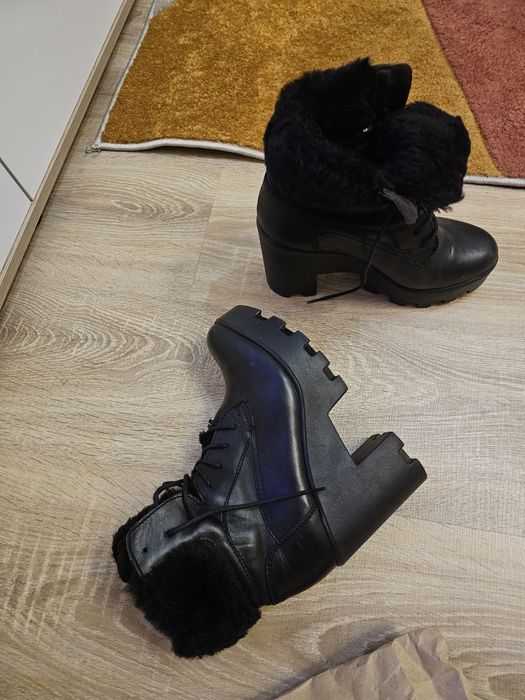 Естествена кожа боти